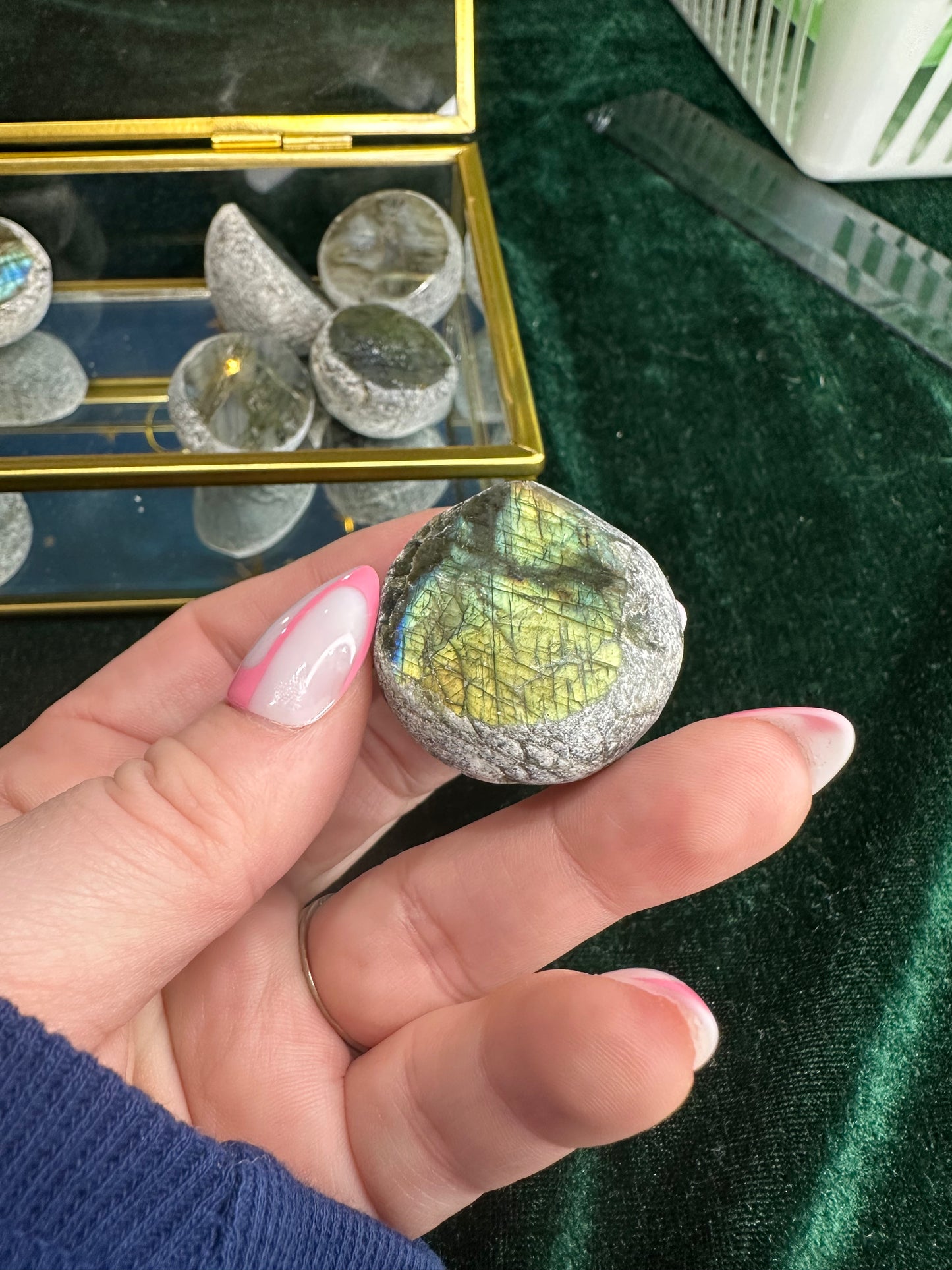 Labradorite Emma Egg