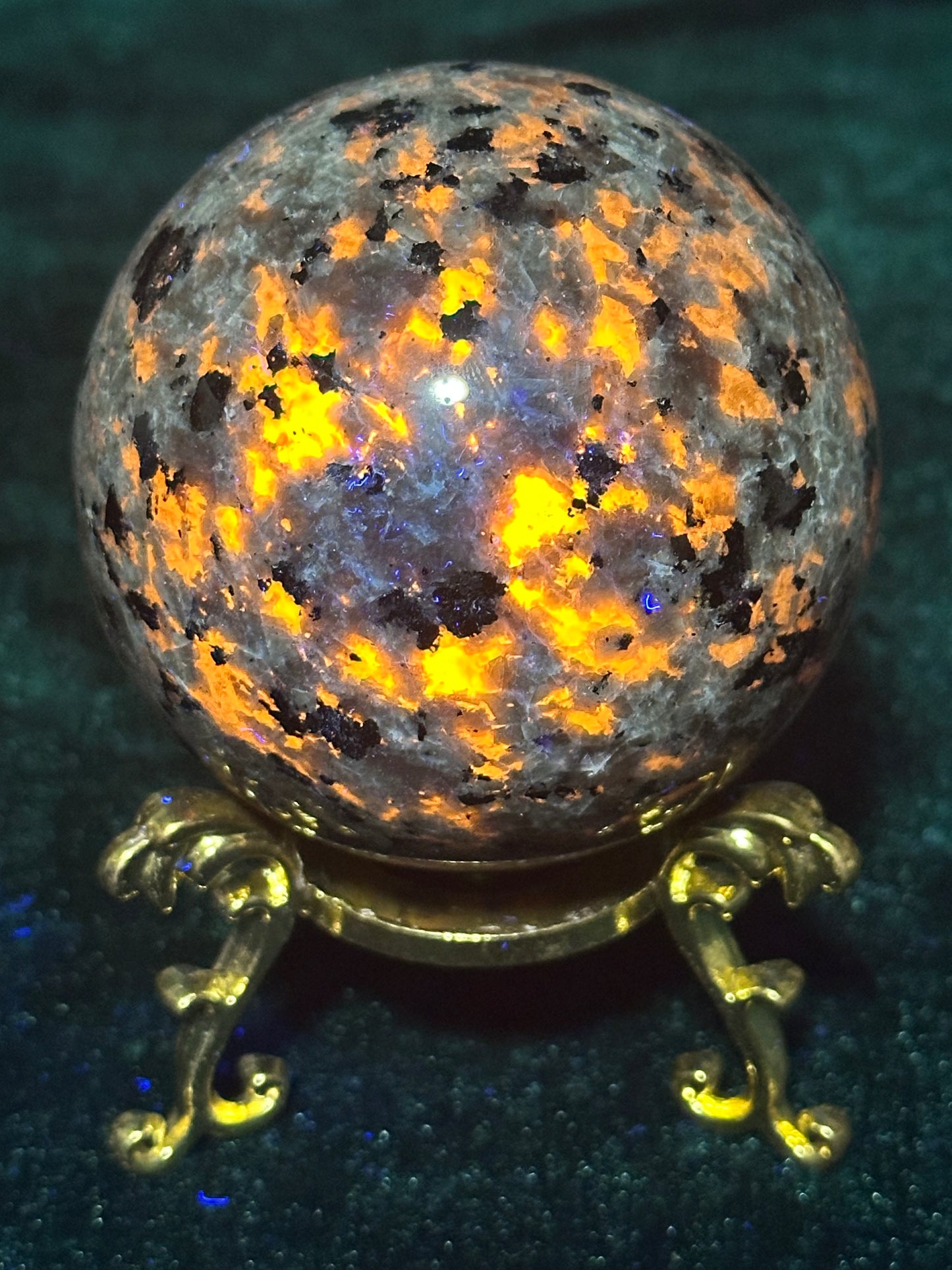 Yooperlite Sphere